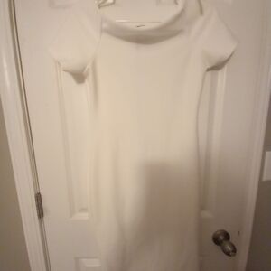 Love J Classic White Long Sleeve Dress